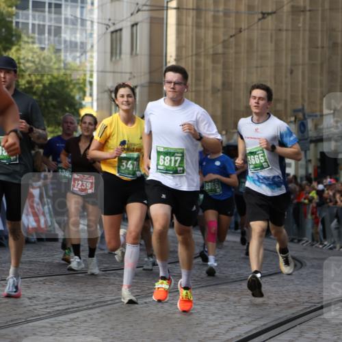 13.09.2026 - 21. swb-Marathon Bremen Strokosch-Dieckow http://msf.ph/oto/10348897 13.09.2026 13:28:49 Ziel 178, 210, 613, 1239, 1380, 1914, 2047, 2764, 3028, 3294, 3597, 4250, 5683, 6914, 6957, 8429, 8483, 8570, 8938, 9064, 9176, 9549, 430, 565, 687, 722, 725, 936, 1014, 1274, 1688, 2223, 2378, 2851, 3419, 3665, 3938, 5225, 5267, 5531, 5691, 5865, 6099, 6817, 6937, 6955, 7134, 8984, 8985, 9562, 13174 meine-sportfotos.de