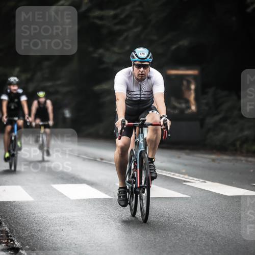 13.09.2026 - Stadtparktriathlon H.Heesch http://msf.ph/oto/10348907 13.09.2026 10:59:52 Radfahren 451, 469, 518, 555, 575, 584, 606, 662, 678, 699 meine-sportfotos.de