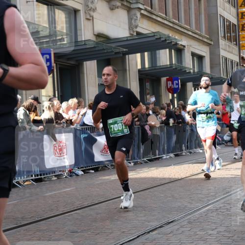 13.09.2026 - 21. swb-Marathon Bremen Strokosch-Dieckow http://msf.ph/oto/10348908 13.09.2026 13:31:04 Ziel 217, 922, 1398, 1600, 1627, 2244, 2602, 2707, 3152, 3343, 3392, 3396, 3579, 3762, 3859, 4258, 4477, 4889, 5375, 5504, 5673, 5720, 5765, 5979, 6039, 6147, 6619, 6968, 6971, 7001, 7296, 7812, 8035, 8097, 8239, 8339, 8342, 8522, 8726, 9147, 9155, 9337, 9822, 9969, 9977, 13066, 244, 1189, 1479, 1533, 1771, 1841, 1941, 2513, 2802, 2902, 2985, 3360, 3800, 4251, 4920, 5600, 5681, 5802, 6307, 7198, 7760, 7798, 8543 meine-sportfotos.de
