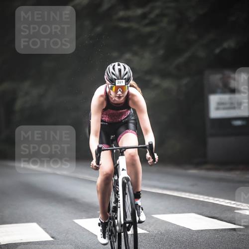 13.09.2026 - Stadtparktriathlon H.Heesch http://msf.ph/oto/10348913 13.09.2026 09:14:40 Radfahren 81, 178, 201 meine-sportfotos.de