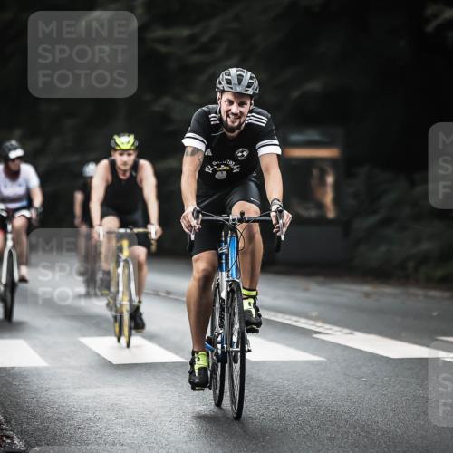 13.09.2026 - Stadtparktriathlon H.Heesch http://msf.ph/oto/10348931 13.09.2026 10:59:54 Radfahren 366, 451, 469, 518, 555, 568, 575, 584, 606, 662, 678, 699 meine-sportfotos.de