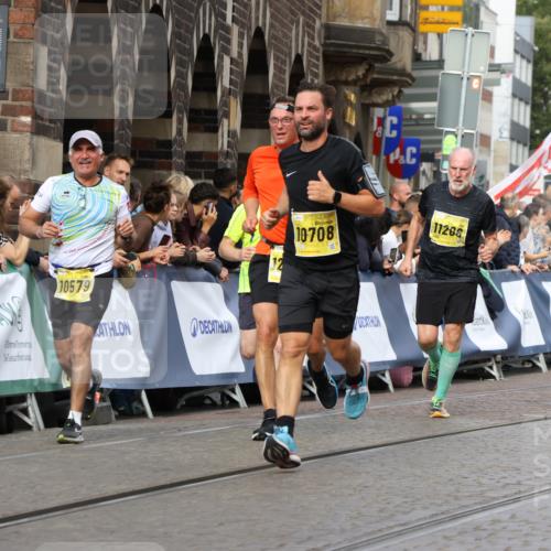 13.09.2026 - 21. swb-Marathon Bremen Strokosch-Dieckow http://msf.ph/oto/10348952 13.09.2026 10:54:02 Ziel 10141, 10174, 10222, 10227, 10255, 10478, 10479, 10626, 10684, 10685, 10838, 10845, 10905, 11242, 11446, 11489, 11502, 11596, 11800, 11950, 12119, 12331, 12341, 12405, 12492, 12515, 13597, 10996, 11290, 11329, 11361, 11476, 11765, 11843, 11989, 11998 meine-sportfotos.de