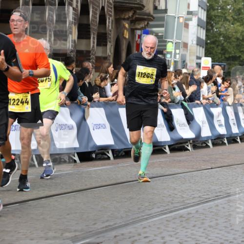 13.09.2026 - 21. swb-Marathon Bremen Strokosch-Dieckow http://msf.ph/oto/10348989 13.09.2026 10:54:03 Ziel 10141, 10174, 10222, 10227, 10255, 10478, 10479, 10626, 10684, 10685, 10838, 10845, 10905, 11242, 11446, 11489, 11502, 11596, 11800, 11950, 12119, 12331, 12341, 12405, 12492, 12515, 13597, 10359, 10996, 11118, 11290, 11329, 11361, 11476, 11765, 11843, 11989, 11998 meine-sportfotos.de