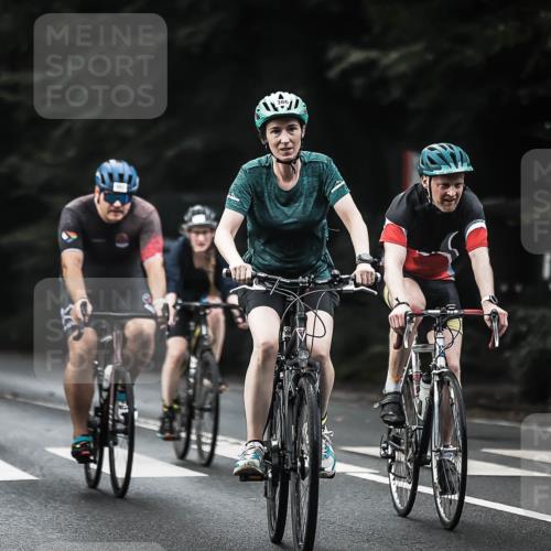 13.09.2026 - Stadtparktriathlon H.Heesch http://msf.ph/oto/10348993 13.09.2026 11:00:00 Radfahren 366, 387, 451, 518, 555, 562, 568, 575, 662, 697 meine-sportfotos.de