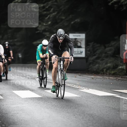 13.09.2026 - Stadtparktriathlon H.Heesch http://msf.ph/oto/10349047 13.09.2026 11:00:07 Radfahren 375, 387, 431, 482, 543, 562, 660, 697 meine-sportfotos.de
