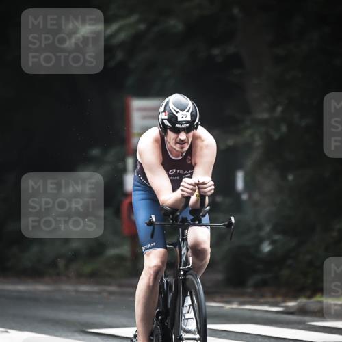 13.09.2026 - Stadtparktriathlon H.Heesch http://msf.ph/oto/10349055 13.09.2026 09:15:10 Radfahren 9, 29, 142, 163, 203 meine-sportfotos.de