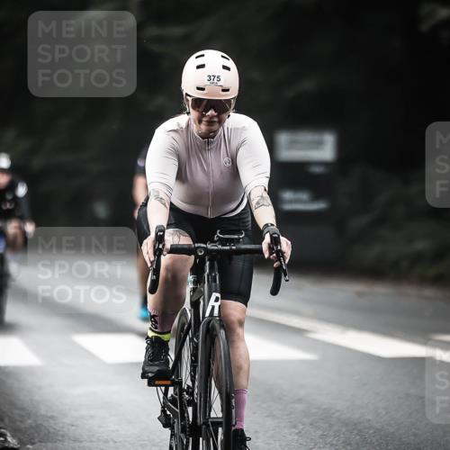 13.09.2026 - Stadtparktriathlon H.Heesch http://msf.ph/oto/10349071 13.09.2026 11:00:09 Radfahren 375, 431, 482, 489, 543, 660, 697 meine-sportfotos.de