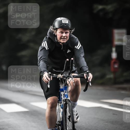 13.09.2026 - Stadtparktriathlon H.Heesch http://msf.ph/oto/10349094 13.09.2026 11:00:12 Radfahren 375, 431, 482, 489, 543, 660 meine-sportfotos.de