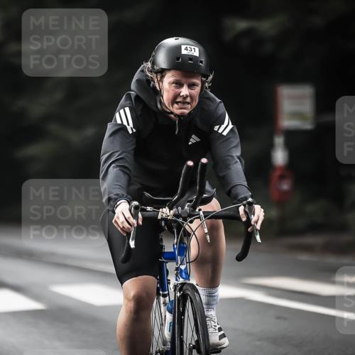 13.09.2026 - Stadtparktriathlon H.Heesch http://msf.ph/oto/10349100 13.09.2026 11:00:12 Radfahren 375, 431, 482, 489, 543, 660 meine-sportfotos.de