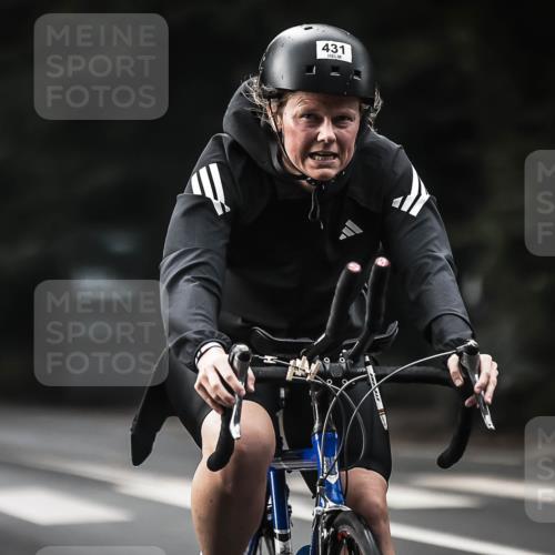 13.09.2026 - Stadtparktriathlon H.Heesch http://msf.ph/oto/10349107 13.09.2026 11:00:12 Radfahren 375, 431, 482, 489, 543, 660 meine-sportfotos.de