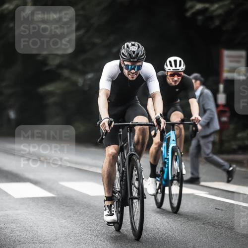 13.09.2026 - Stadtparktriathlon H.Heesch http://msf.ph/oto/10349143 13.09.2026 11:00:22 Radfahren 479, 529, 553 meine-sportfotos.de