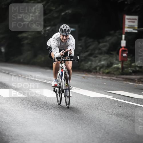 13.09.2026 - Stadtparktriathlon H.Heesch http://msf.ph/oto/10349160 13.09.2026 11:00:28 Radfahren 401, 471, 479, 553, 569, 684 meine-sportfotos.de