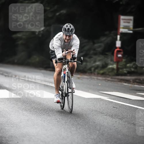 13.09.2026 - Stadtparktriathlon H.Heesch http://msf.ph/oto/10349166 13.09.2026 11:00:28 Radfahren 401, 471, 479, 553, 569, 684 meine-sportfotos.de