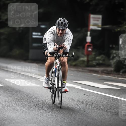 13.09.2026 - Stadtparktriathlon H.Heesch http://msf.ph/oto/10349172 13.09.2026 11:00:28 Radfahren 401, 471, 479, 553, 569, 684 meine-sportfotos.de