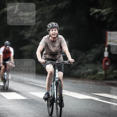 13.09.2026 - Stadtparktriathlon H.Heesch http://msf.ph/oto/10349179 13.09.2026 11:00:30 Radfahren 401, 471, 479, 569, 684 meine-sportfotos.de