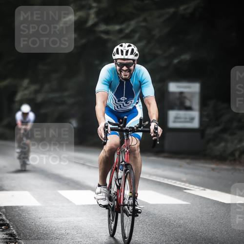 13.09.2026 - Stadtparktriathlon H.Heesch http://msf.ph/oto/10349209 13.09.2026 11:00:32 Radfahren 401, 471, 479, 569, 684 meine-sportfotos.de