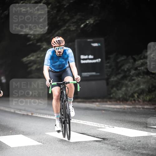 13.09.2026 - Stadtparktriathlon H.Heesch http://msf.ph/oto/10349221 13.09.2026 09:15:30 Radfahren 24, 54, 57, 71, 89, 97, 104, 117, 128, 147, 161, 162, 208 meine-sportfotos.de