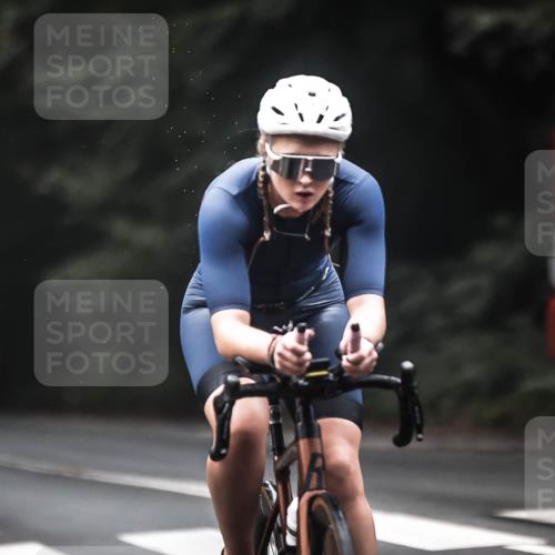 13.09.2026 - Stadtparktriathlon H.Heesch http://msf.ph/oto/10349239 13.09.2026 09:15:33 Radfahren 24, 39, 54, 57, 97, 104, 117, 128, 147, 161, 162, 208 meine-sportfotos.de