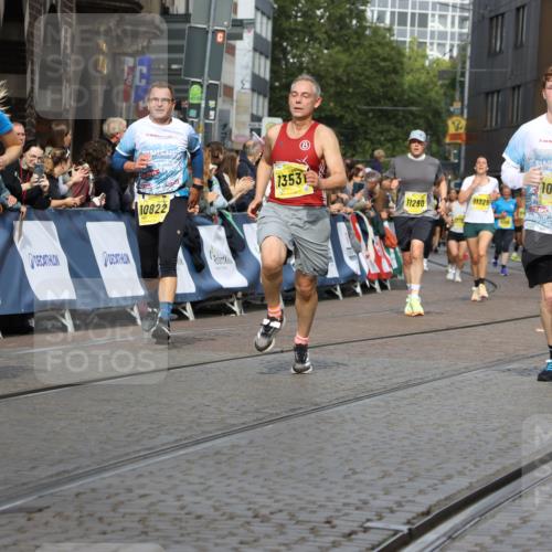 13.09.2026 - 21. swb-Marathon Bremen Strokosch-Dieckow http://msf.ph/oto/10349263 13.09.2026 10:54:09 Ziel 10141, 10174, 10227, 10255, 10478, 10579, 10684, 10685, 10708, 10838, 10905, 11206, 11489, 11502, 11596, 11950, 12075, 12244, 12331, 12341, 12356, 12405, 12435, 12492, 12515, 13597, 10359, 10503, 10577, 10631, 10749, 10837, 10884, 10996, 11099, 11118, 11361, 11476, 11765, 11843, 11989, 11998 meine-sportfotos.de