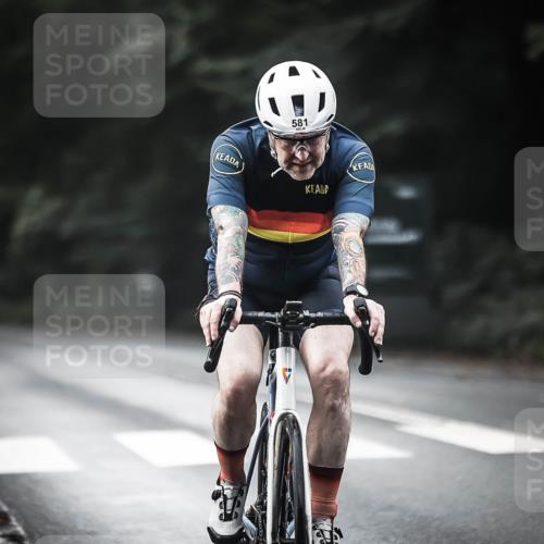13.09.2026 - Stadtparktriathlon H.Heesch http://msf.ph/oto/10349270 13.09.2026 11:00:39 Radfahren 471, 533, 579, 581, 663 meine-sportfotos.de