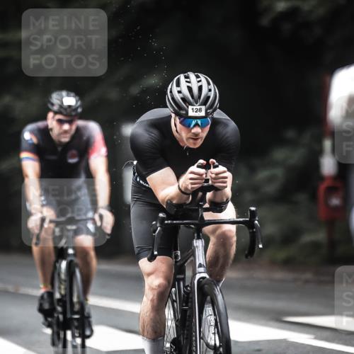 13.09.2026 - Stadtparktriathlon H.Heesch http://msf.ph/oto/10349272 13.09.2026 09:15:36 Radfahren 39, 97, 104, 117, 120, 128, 147, 161 meine-sportfotos.de
