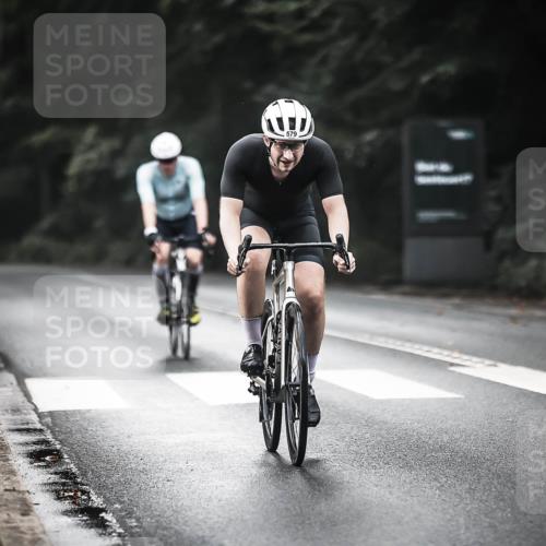 13.09.2026 - Stadtparktriathlon H.Heesch http://msf.ph/oto/10349288 13.09.2026 11:00:42 Radfahren 533, 579, 581, 663 meine-sportfotos.de
