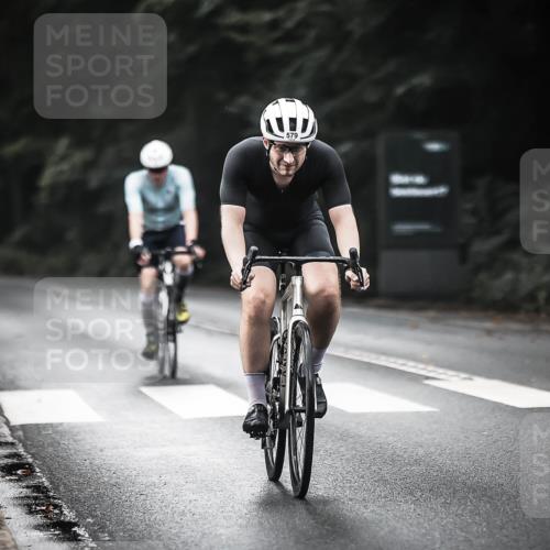 13.09.2026 - Stadtparktriathlon H.Heesch http://msf.ph/oto/10349289 13.09.2026 11:00:42 Radfahren 533, 579, 581, 663 meine-sportfotos.de
