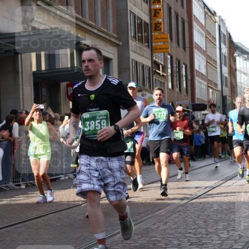 13.09.2026 - 21. swb-Marathon Bremen Strokosch-Dieckow http://msf.ph/oto/10349297 13.09.2026 13:31:14 Ziel 310, 922, 1600, 1627, 2602, 2707, 3115, 3152, 3239, 3343, 3392, 3579, 3858, 3859, 4164, 4258, 4273, 4692, 4889, 5375, 5426, 5504, 5720, 5765, 5979, 6039, 6062, 6100, 6147, 6193, 6581, 6602, 6968, 6971, 7001, 7032, 7296, 7608, 7941, 8035, 8042, 8166, 8205, 8206, 8239, 8339, 8364, 8495, 8522, 9155, 9293, 9568, 9822, 9903, 13066, 217, 244, 1189, 1398, 1479, 2244, 2513, 2802, 2902, 3360, 3396, 3762, 3800, 4477, 6307, 7198, 7760, 7798, 8543 meine-sportfotos.de
