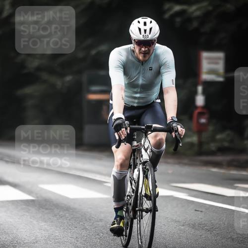 13.09.2026 - Stadtparktriathlon H.Heesch http://msf.ph/oto/10349314 13.09.2026 11:00:44 Radfahren 533, 579, 581, 663 meine-sportfotos.de
