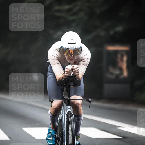 13.09.2026 - Stadtparktriathlon H.Heesch http://msf.ph/oto/10349336 13.09.2026 09:15:51 Radfahren 90, 95 meine-sportfotos.de