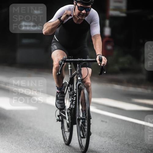 13.09.2026 - Stadtparktriathlon H.Heesch http://msf.ph/oto/10349337 13.09.2026 11:00:53 Radfahren 423, 484, 504, 566, 593, 616, 625 meine-sportfotos.de