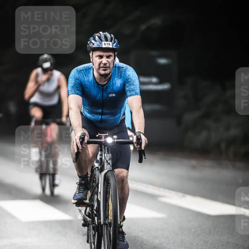 13.09.2026 - Stadtparktriathlon H.Heesch http://msf.ph/oto/10349340 13.09.2026 11:00:53 Radfahren 423, 484, 504, 566, 593, 616, 625 meine-sportfotos.de