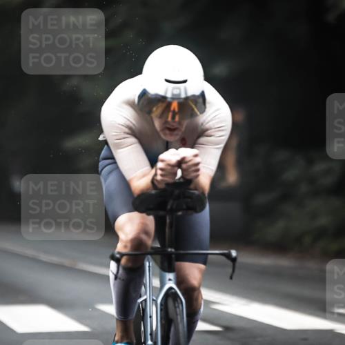 13.09.2026 - Stadtparktriathlon H.Heesch http://msf.ph/oto/10349343 13.09.2026 09:15:51 Radfahren 90, 95 meine-sportfotos.de