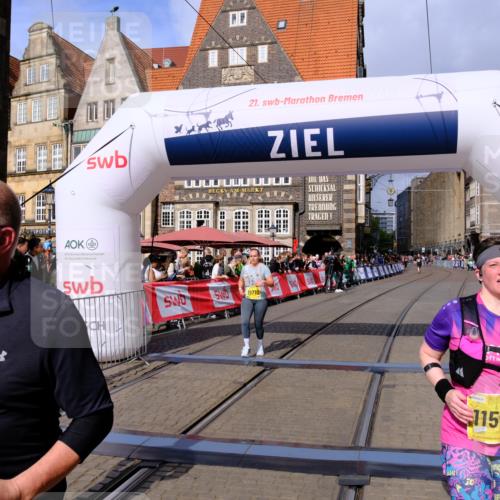 13.09.2026 - 21. swb-Marathon Bremen Tim E. http://msf.ph/oto/10349353 13.09.2026 11:22:43 Ziel 10710, 10968, 11423, 11579, 12444 meine-sportfotos.de