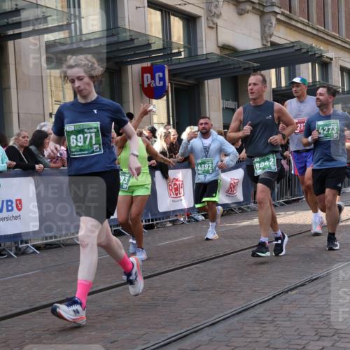 13.09.2026 - 21. swb-Marathon Bremen Strokosch-Dieckow http://msf.ph/oto/10349361 13.09.2026 13:31:16 Ziel 310, 922, 1600, 1627, 2602, 2707, 3115, 3152, 3239, 3244, 3343, 3392, 3579, 3858, 3859, 4164, 4258, 4273, 4692, 4889, 5375, 5426, 5504, 5765, 5899, 5979, 6039, 6062, 6100, 6147, 6193, 6213, 6581, 6602, 6968, 6971, 7001, 7032, 7260, 7608, 7941, 7964, 8042, 8078, 8166, 8205, 8206, 8239, 8339, 8364, 8495, 8522, 9033, 9155, 9293, 9568, 9903, 9914, 13151, 217, 1189, 1398, 1479, 2244, 2513, 2802, 2902, 3360, 3396, 3762, 3800, 4477, 6307, 7198, 7760, 7798, 8543 meine-sportfotos.de