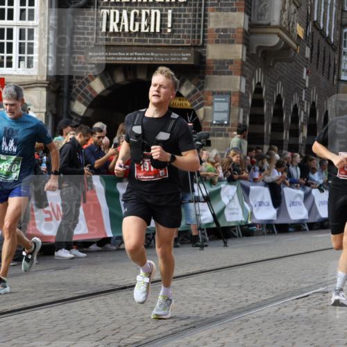 13.09.2026 - 21. swb-Marathon Bremen Strokosch-Dieckow http://msf.ph/oto/10349368 13.09.2026 13:29:04 Ziel 613, 722, 1914, 2276, 2851, 2891, 3348, 3419, 3444, 3665, 4102, 4564, 5267, 5531, 5691, 6817, 6914, 6955, 6957, 7134, 7263, 7527, 8938, 9176, 9562, 13012, 13174, 303, 394, 596, 651, 745, 1545, 1823, 2023, 2070, 2867, 3796, 3846, 3912, 4590, 5036, 6030, 7149, 7361, 7860, 8066, 8338, 9249, 9661, 10128 meine-sportfotos.de