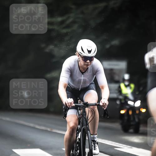13.09.2026 - Stadtparktriathlon H.Heesch http://msf.ph/oto/10349386 13.09.2026 09:16:06 Radfahren 19, 93, 156, 168, 189 meine-sportfotos.de