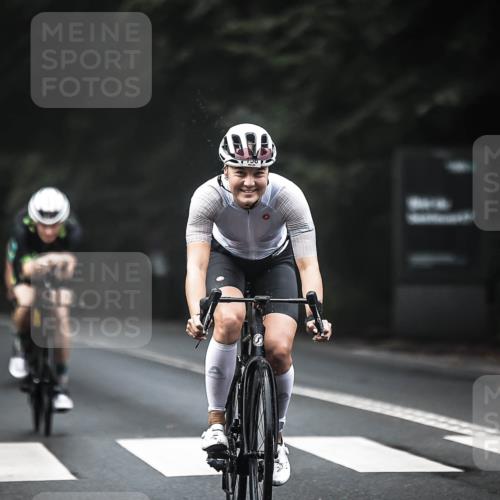 13.09.2026 - Stadtparktriathlon H.Heesch http://msf.ph/oto/10349402 13.09.2026 09:16:12 Radfahren 66, 68, 80, 100, 156, 168, 195 meine-sportfotos.de