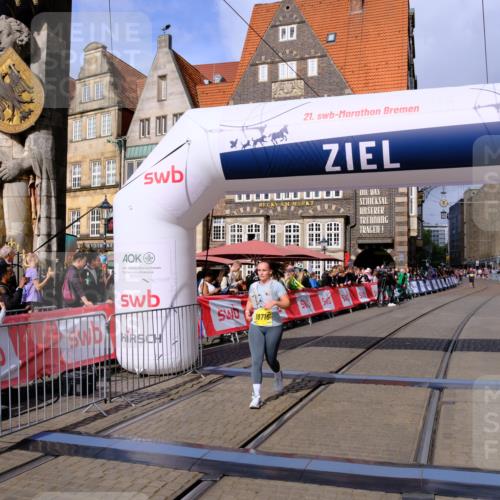 13.09.2026 - 21. swb-Marathon Bremen Tim E. http://msf.ph/oto/10349409 13.09.2026 11:22:44 Ziel 10710, 10968, 11423, 11579, 12444 meine-sportfotos.de