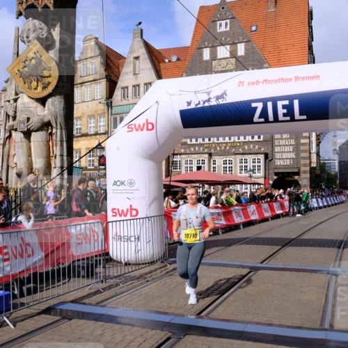 13.09.2026 - 21. swb-Marathon Bremen Tim E. http://msf.ph/oto/10349430 13.09.2026 11:22:44 Ziel 10710, 10968, 11423, 11579, 12444 meine-sportfotos.de