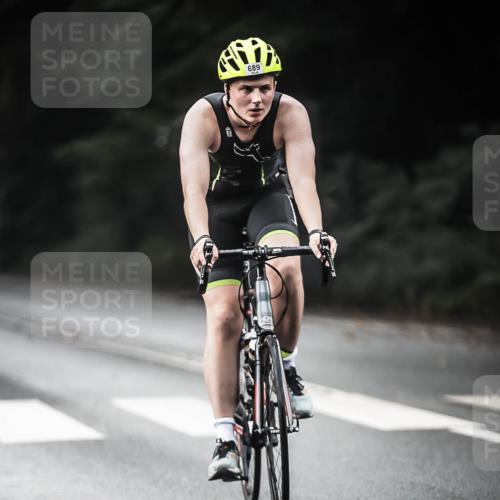 13.09.2026 - Stadtparktriathlon H.Heesch http://msf.ph/oto/10349523 13.09.2026 11:01:20 Radfahren 497, 542, 578, 594, 676, 1798 meine-sportfotos.de