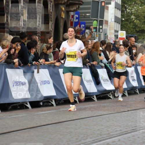 13.09.2026 - 21. swb-Marathon Bremen Strokosch-Dieckow http://msf.ph/oto/10349561 13.09.2026 10:54:15 Ziel 10255, 10579, 10684, 10685, 10708, 10822, 10947, 11010, 11206, 11489, 11596, 11950, 12075, 12244, 12356, 12405, 12435, 12492, 12515, 13531, 10067, 10146, 10359, 10410, 10503, 10577, 10631, 10749, 10765, 10837, 10884, 11039, 11099, 11118, 11593, 11843, 12265, 12328, 12467 meine-sportfotos.de