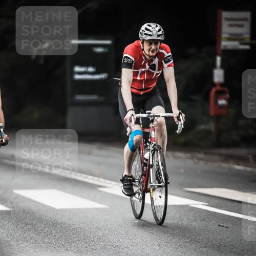 13.09.2026 - Stadtparktriathlon H.Heesch http://msf.ph/oto/10349579 13.09.2026 11:01:25 Radfahren 456, 472, 497, 542, 578, 676, 1798 meine-sportfotos.de