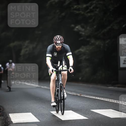 13.09.2026 - Stadtparktriathlon H.Heesch http://msf.ph/oto/10349590 13.09.2026 09:16:33 Radfahren 60, 83, 127, 164, 190 meine-sportfotos.de