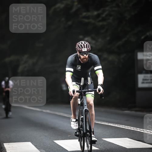 13.09.2026 - Stadtparktriathlon H.Heesch http://msf.ph/oto/10349605 13.09.2026 09:16:33 Radfahren 60, 83, 127, 164, 190 meine-sportfotos.de