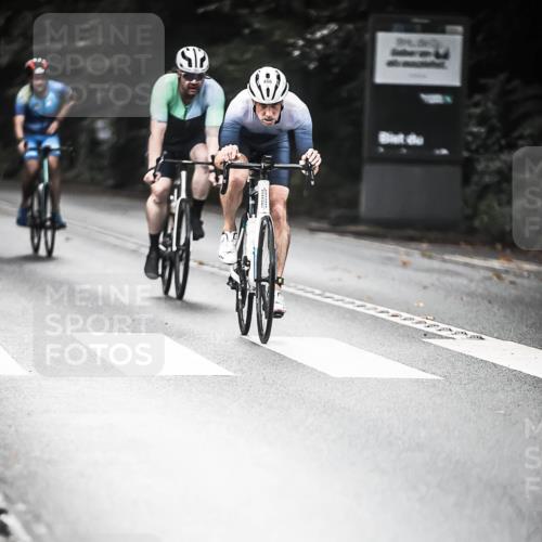 13.09.2026 - Stadtparktriathlon H.Heesch http://msf.ph/oto/10349626 13.09.2026 11:01:33 Radfahren 456, 472, 486, 487, 510, 592, 698, 703 meine-sportfotos.de