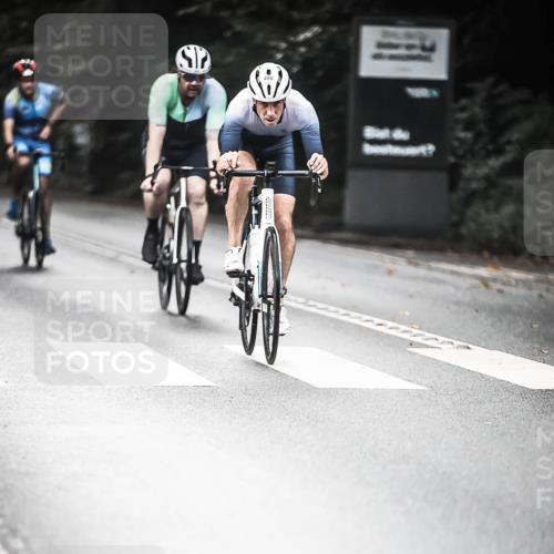 13.09.2026 - Stadtparktriathlon H.Heesch http://msf.ph/oto/10349628 13.09.2026 11:01:33 Radfahren 456, 472, 486, 487, 510, 592, 698, 703 meine-sportfotos.de