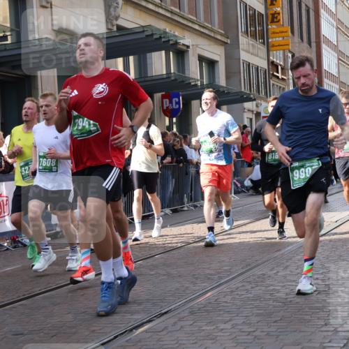 13.09.2026 - 21. swb-Marathon Bremen Strokosch-Dieckow http://msf.ph/oto/10349630 13.09.2026 13:31:23 Ziel 310, 578, 846, 922, 1600, 3115, 3205, 3239, 3244, 3278, 3579, 3858, 3859, 3989, 4030, 4164, 4258, 4273, 4692, 4889, 4998, 5158, 5325, 5363, 5426, 5899, 6039, 6062, 6100, 6193, 6213, 6354, 6581, 6602, 6971, 7032, 7242, 7260, 7608, 7790, 7941, 7964, 8042, 8078, 8166, 8205, 8206, 8239, 8364, 8495, 8522, 9016, 9033, 9155, 9188, 9293, 9568, 9785, 9903, 9914, 13151, 13231, 217, 1398, 1627, 2244, 2513, 2602, 2707, 2802, 3152, 3343, 3392, 3396, 3579, 3762, 3800, 4477, 7798 meine-sportfotos.de