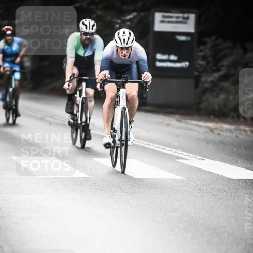 13.09.2026 - Stadtparktriathlon H.Heesch http://msf.ph/oto/10349633 13.09.2026 11:01:33 Radfahren 456, 472, 486, 487, 510, 592, 698, 703 meine-sportfotos.de