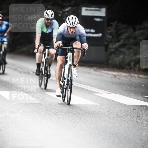 13.09.2026 - Stadtparktriathlon H.Heesch http://msf.ph/oto/10349638 13.09.2026 11:01:33 Radfahren 456, 472, 486, 487, 510, 592, 698, 703 meine-sportfotos.de